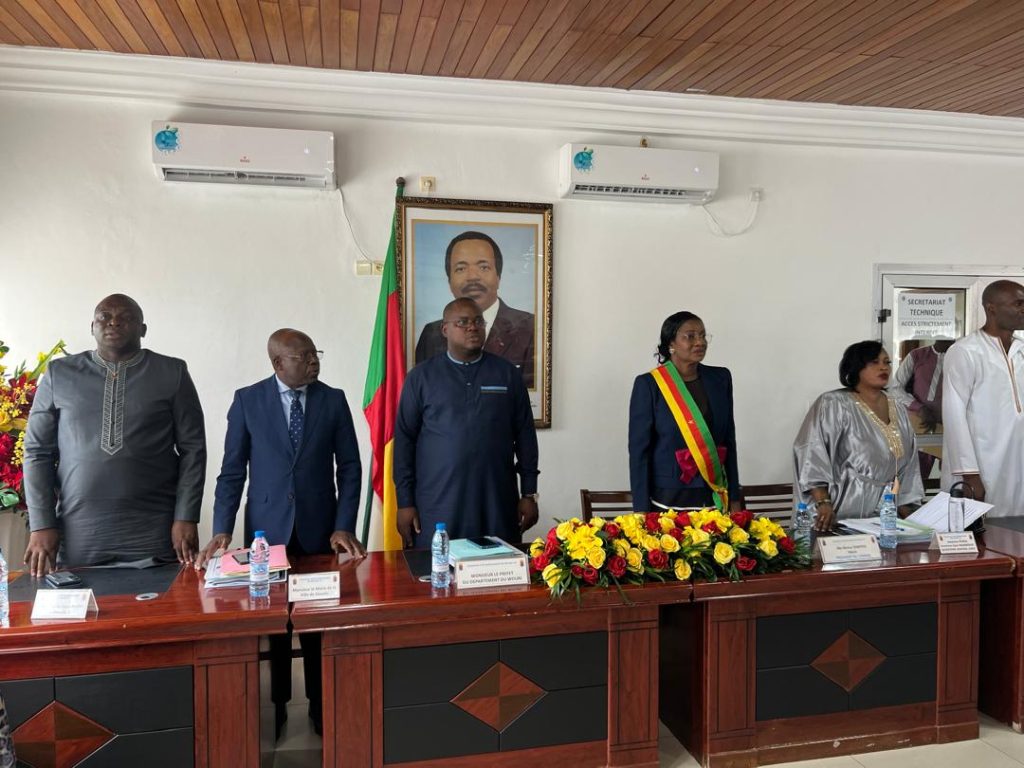 le conseil municipal s'est tenu ce mercredi 29-04-2026 à la maison de la jeune fille Chantal BIYA